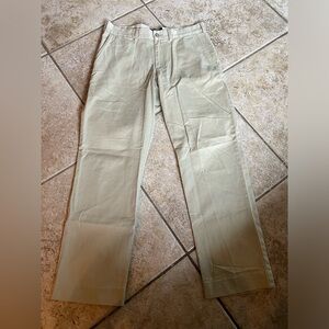 Classic Men's Khaki Chinos